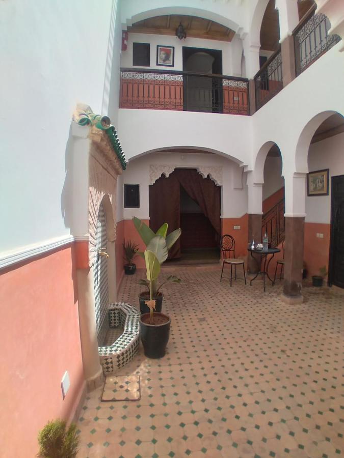 Riad 9 Derb El Bousnne Marraquexe Exterior foto